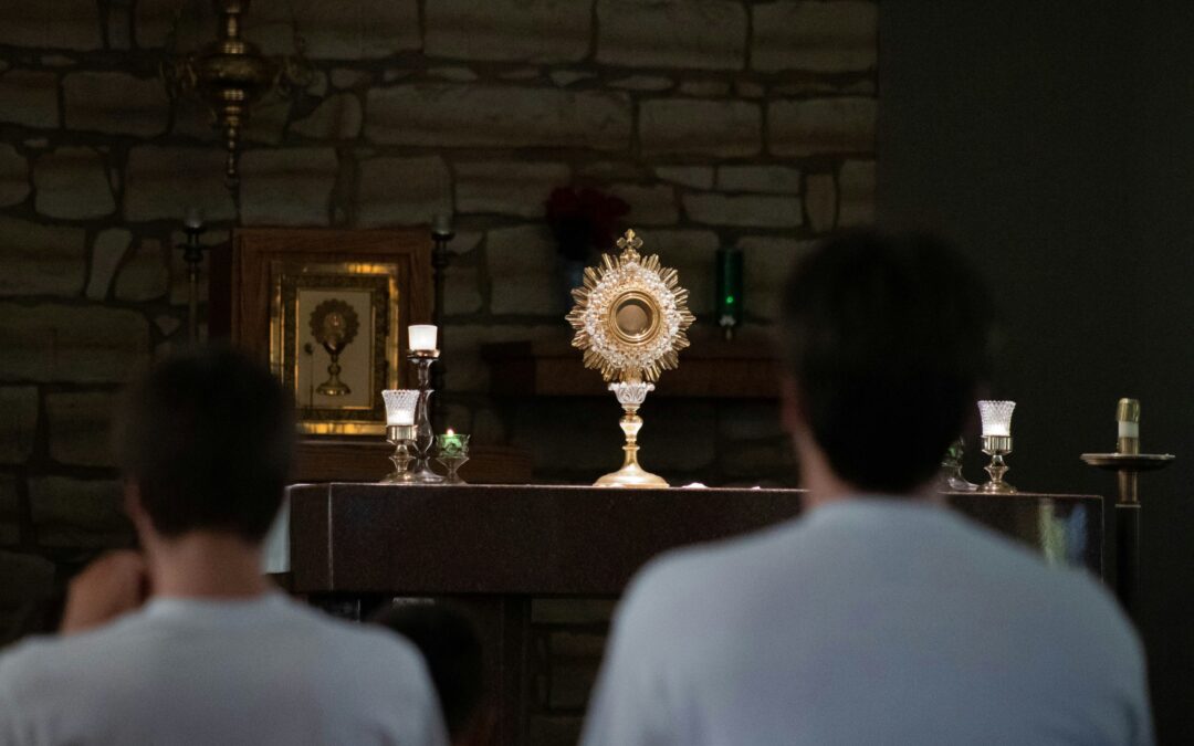 Vivre une nuit d’adoration le Jeudi saint