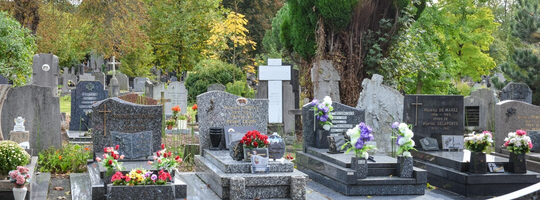 Bénédiction au cimetière de Loyasse